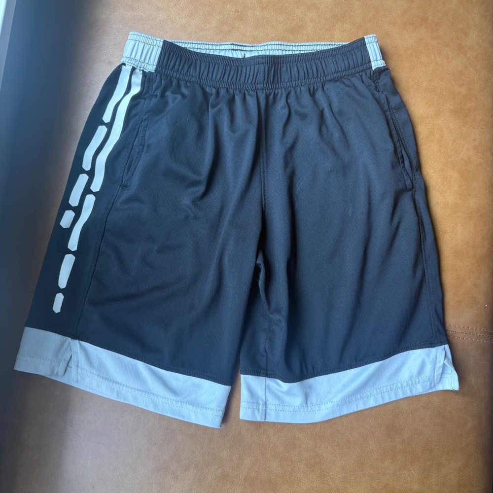 All in Motion Boys Black Gray Graphic Athletic Shorts Size L 10/12 Activewear